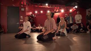 Download lagu Love On The Brain | Jade Chynoweth