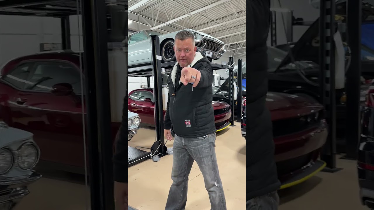 Назовите автомобиль с лучшим освещением салона! 