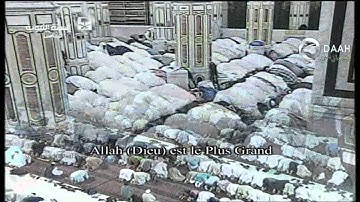 في المسجد النبوي :الشيخ محمد أيوب يقرأ سورة الكافرون مرتين بصلاة الشفع والوتر ليلة 10 رمضان 1436