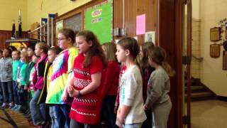 Riley and her class singing