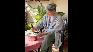 LEARNING TO MAKE GHEE IN MY MUMS KITCHEN | The real way to make ghee | Food with Chetna