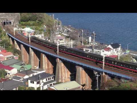 伊豆急2100系R4編成 リゾート踊り子 早川～根府川通過