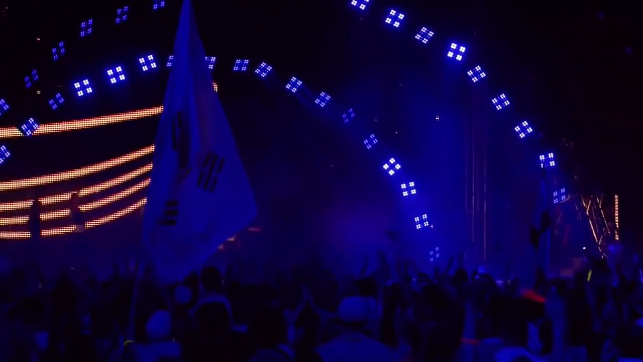 Barden Bella's. flash light. YouTube