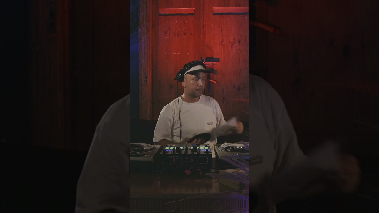 Hip-hop grooves by Dj Legz. Sofa Sessions #14 