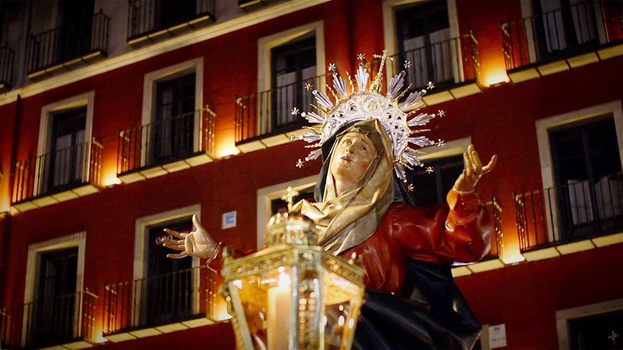 Procesión de la CORONACIÓN de la Virgen de los Dolores de Valladolid
