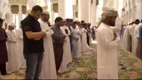وإن تعدوا نعمة الله لا تحصوها تلاوة خاشعة جدا للشيخ إدريس أبكر ليلة 15 رمضان
