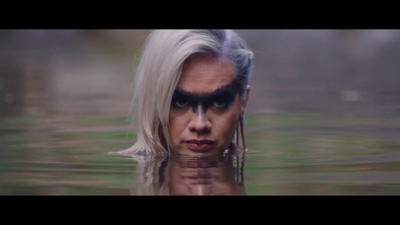 在 YouTube 上观看 GLVES - Abyss (Official Video) 在 YouTube 上观看 GLVES - Abyss (Official Video)