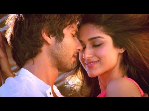 Main Rang Sharbaton Ka Reprise Arijit Singh Shahid Kapoor Ileana D Phata Poster Nikhla Hero