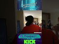 buti se bugea y rompe un cuadro y un vaso XDD #glogloking #emikukis #kick #clips