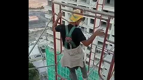 virall  kerja memasang scaffolding perhari di gaji 125ribu