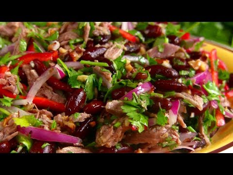 Видео рецепт Салат с говядиной и фасолью