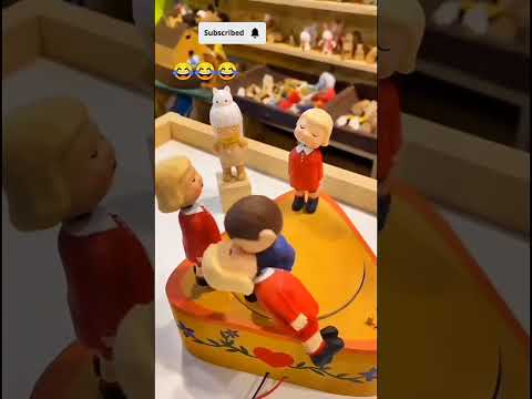 Video: Poljubac igračke Farmyard glave i repova pregled