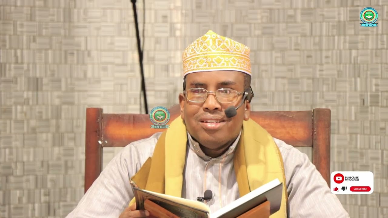 CASHARKII 3 AAD KITAABKA CUMDATUL AXKAM WAXAA INOO AQRINAYA SH,CABDULQADIR SUNI MASJIDUSUNA ISLII