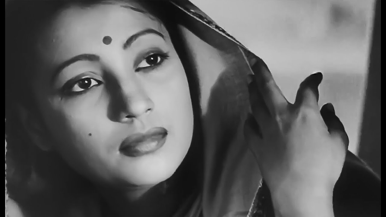 Amar kon kule aj bhirlo tori by Manabendra Mukherjee  Nazrul song  Videomix