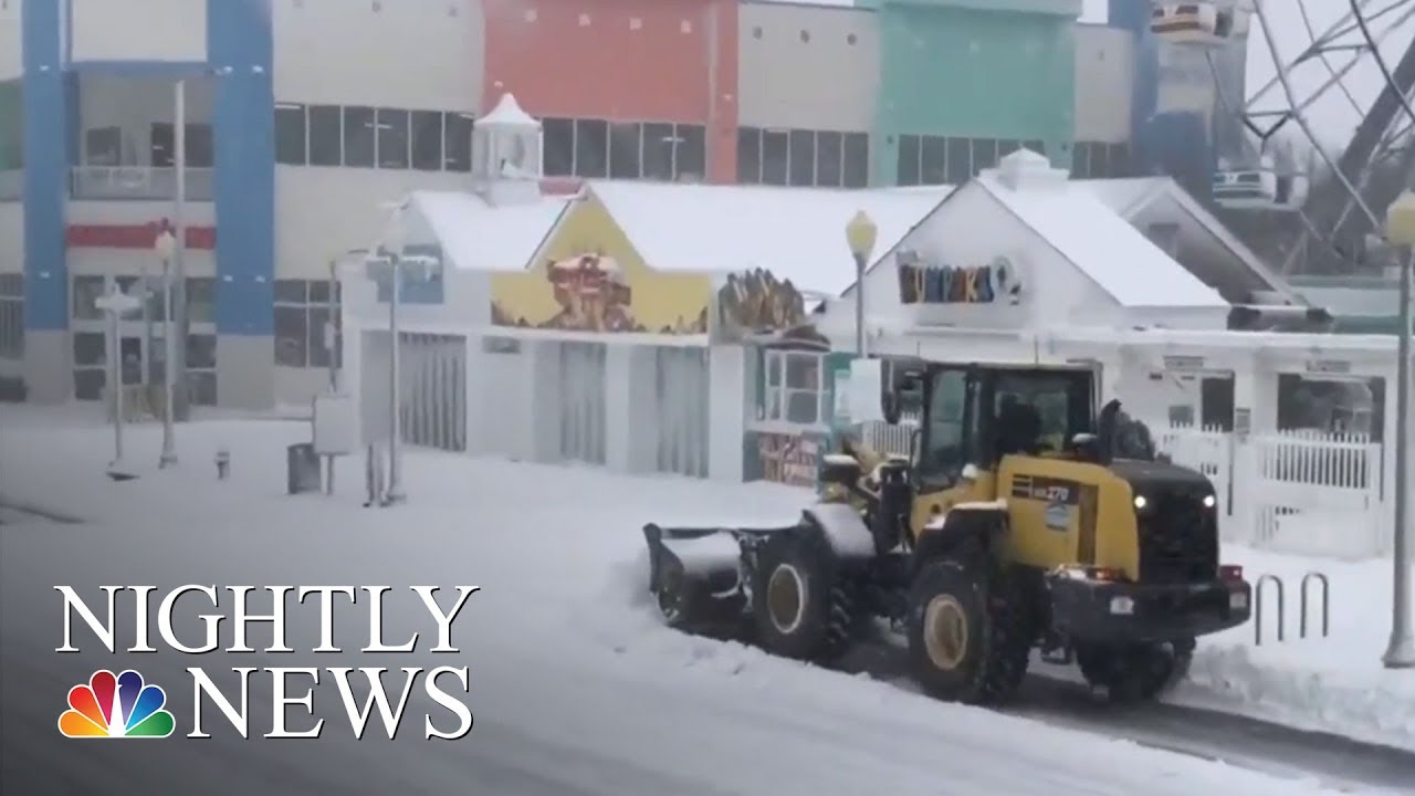 Snow storm wreaks havoc up and down the East coast