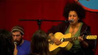 Kimya Dawson - Tire Swing Live (Amoeba Music)