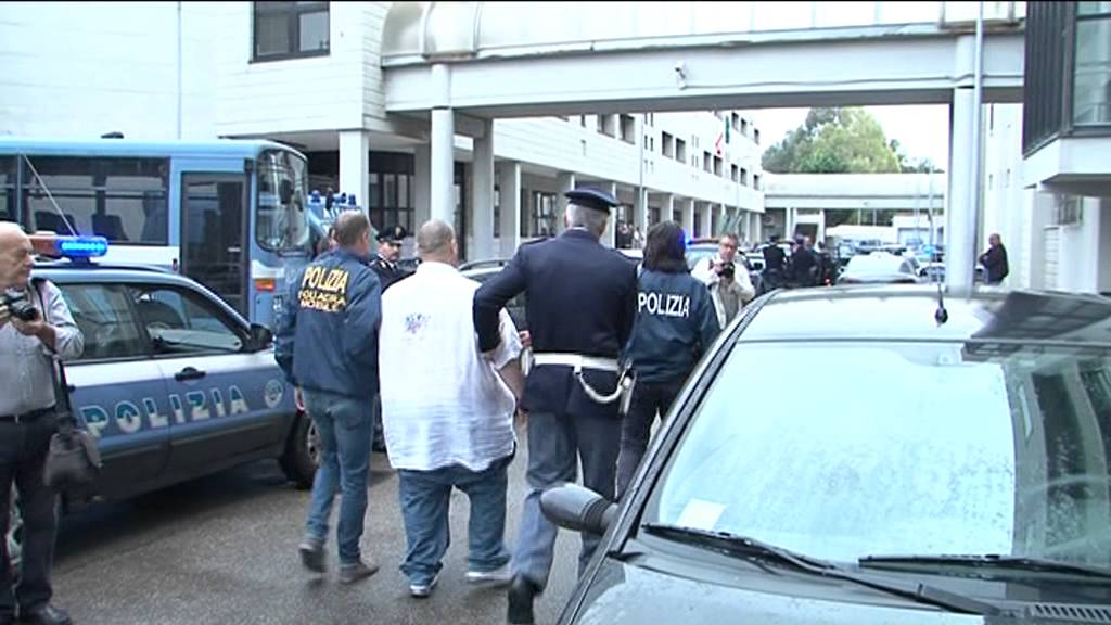 immagini arresti scu Operazione Zero