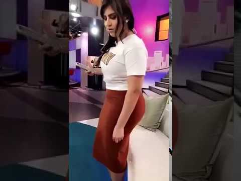 سعودية صاحبة أكبر مكوة من مذيعات قناة 