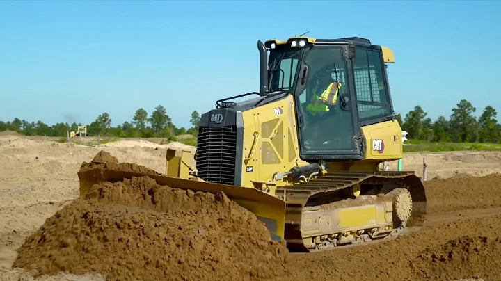 Optional 10 inch Color Touchscreen on the Cat® D1, D2 and D3 Small Dozers