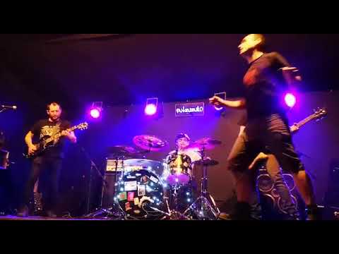 Fly Shit 2019/12/22 Zarautz " bizitza... baina nola bizi?"