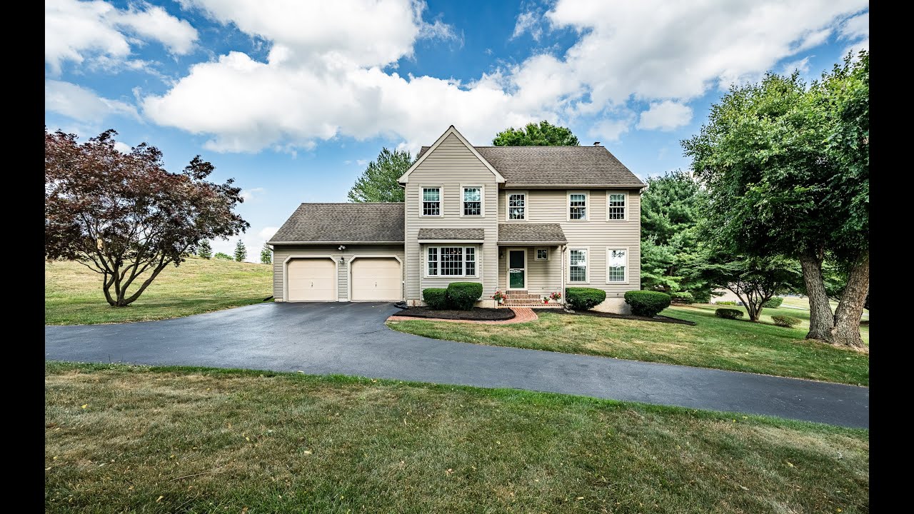 286 Swinehart Rd | Beautiful Home For Sale in Glenmoore | Maureen Greim | Real Estate