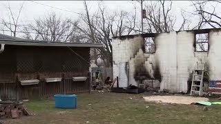 Fourth grader and aunt killed in fire