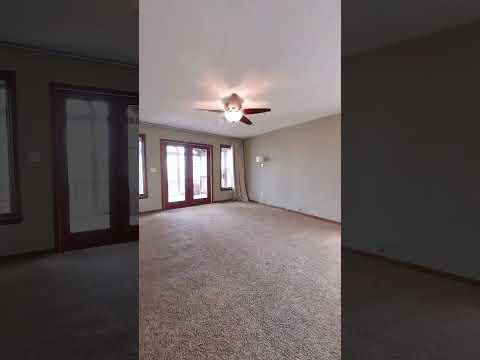11604 Grant Dr, Overland Park, KS home video tour