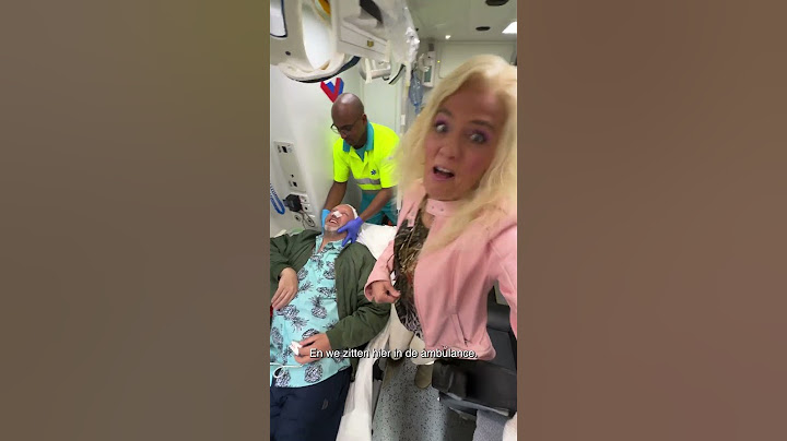 Ben jij wel eens met de ambulance opgehaald? 🚑  #Vlogmania #NPOZapp #Zapp #politie