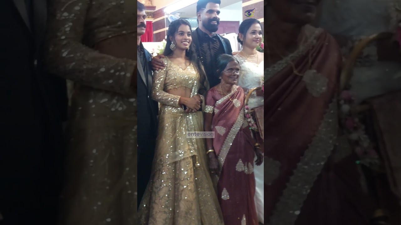 ബിനീഷ് ബസ്റ്റിൻ കുടുംബസമേതം ❤️😍#bineeshbastin #video