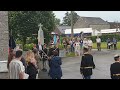 Ref:HVG2HBCbgX4 Marche royale saint pierre villers deux �glises 2024 : sortie du corps d'office et prise des drapeau