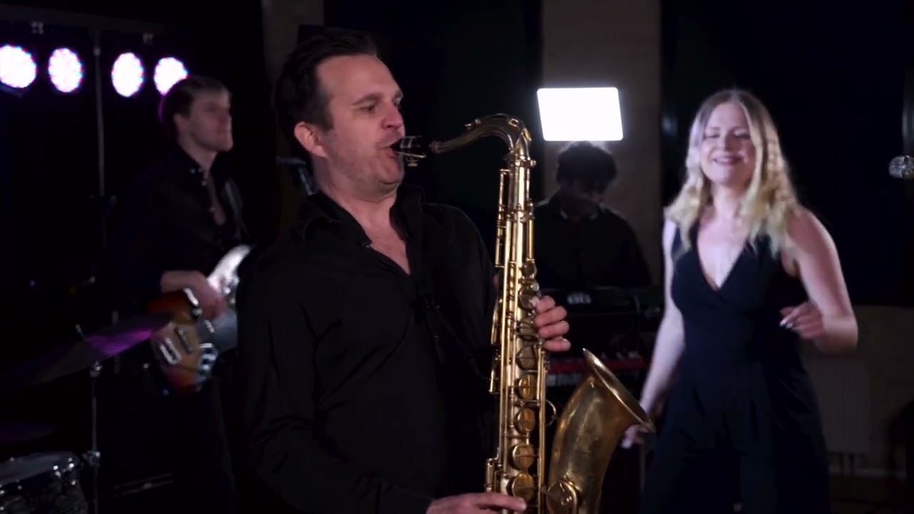 Book saxofon - YouTube