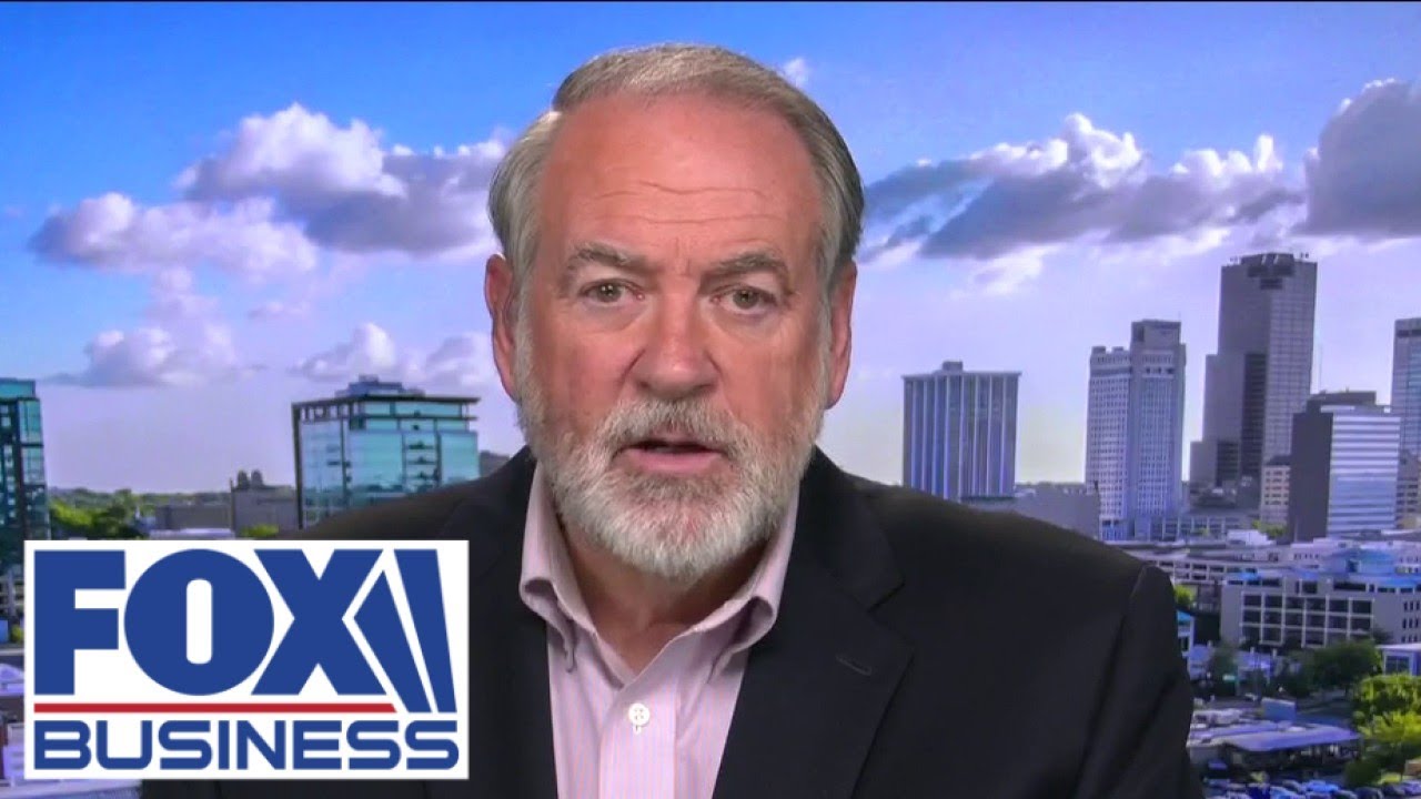 Mike Huckabee blasts infrastructure over 'absurd amount of money' it uses