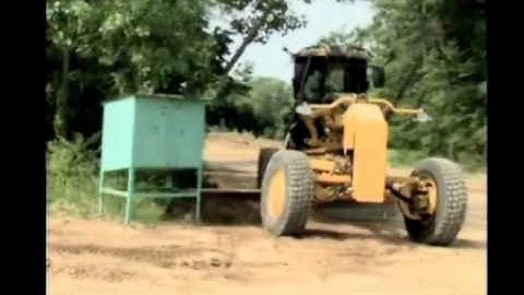 Cat® M Series Motor Graders | All Wheel Drive Flexibility