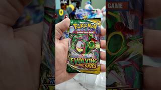 Opening the Evolving Skies pack from the Jolteon VMAX box #pokemontcg #pokemoncards #evolvingskies
