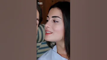 أمير يطلب من ريحان قبلة قبل نهوضها من السرير وهكذا كانت ردة فعلها مسلسل الوعد Yemin 
