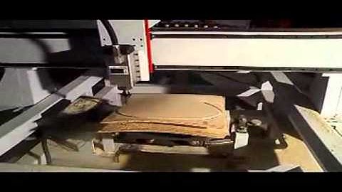 máy cắt gỗ mdf, máy khắc nhựa alu, máy tạo hoa văn gỗ mdf, máy đục cửa gỗ cnc, máy khắc gỗ