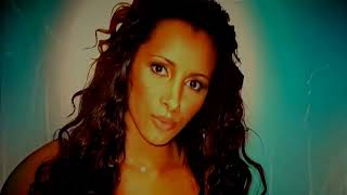 Honeyz : &quot;Definitely Something &quot;