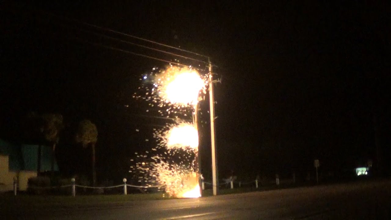 Hurricane Matthew Exploding And Burning Power Lines 10/7/2016 YouTube
