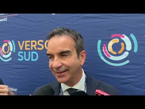 Calabria, boom del turismo: intervista al Presidente della Regione Roberto Occhiuto