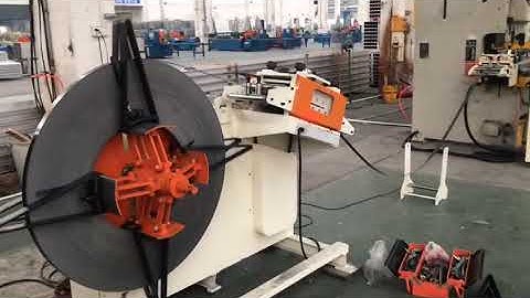Decoiling and straightening machine work with mechanical NC servo roll feeder machine