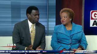 Hosea Helps prepares to feed thousands on Thanksgiving day