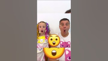 Nastya và bố làm mặt như biểu tượng cảm xúc. Emoji challenge  #shorts