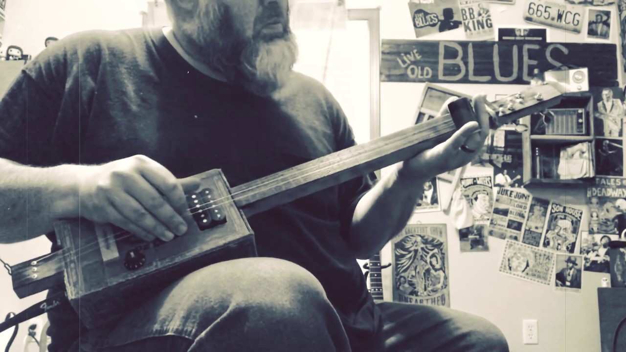 Still Livin' the Blues Vintage Cigar Box Guitar Demo with Musiclily Humbucker pickup