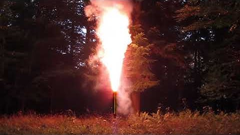 Ammonium perchlorate 100mm diameter rocket motor static test