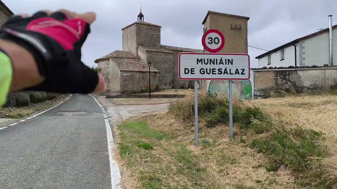 Muniáin de Guesálaz y su iglesia de Santa Catalina, Navarra