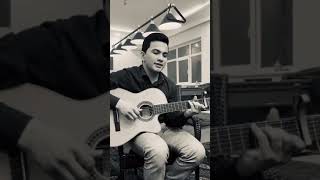 Turkmen gitara (yasayan ezizm barynda )Didar Caryyew