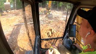 John Deere 200lc Engcon Tiltrotator Cleaning Up Trees