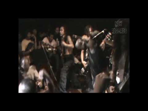 SIKSAKUBUR - ANAK LELAKI DAN SERIGALA