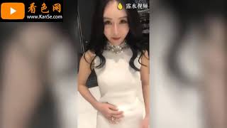 带女友夹跳蛋看车展，这颜值真刺激！