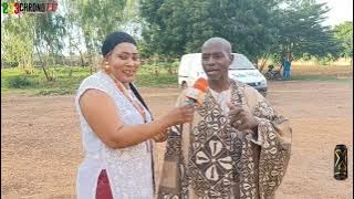 Neba Solo explique pleines choses dans le Balanfon regardons ensemble !